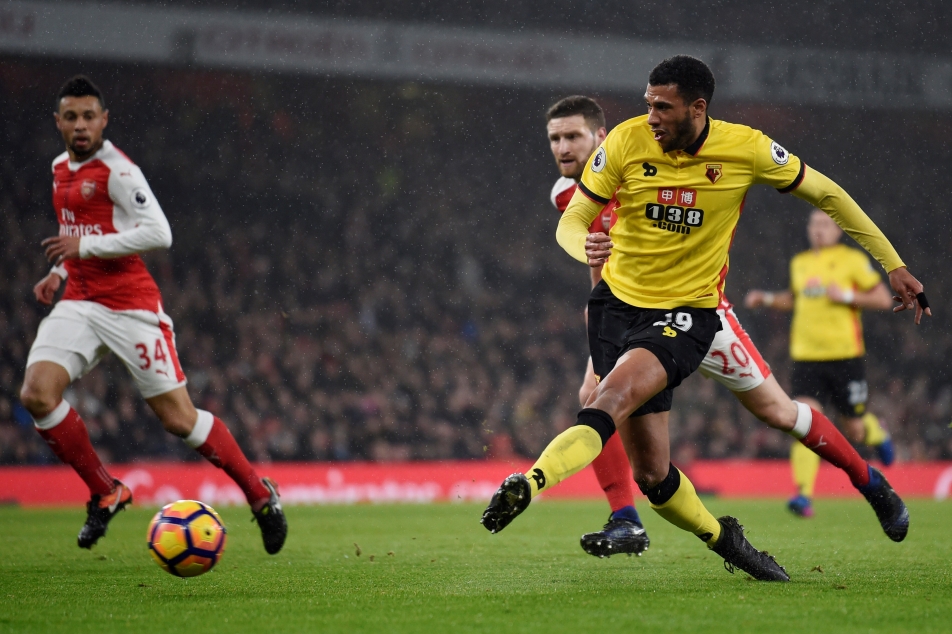 Arsenal doma prohrál s Watfordem Costa nedal penaltu a Chelsea jen