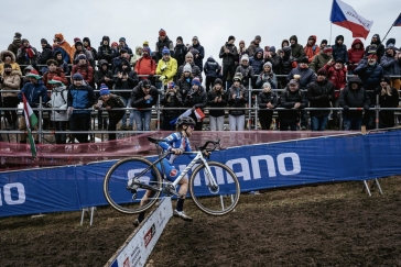 ŽIVĚ: SP v cyklokrosu Flamanville