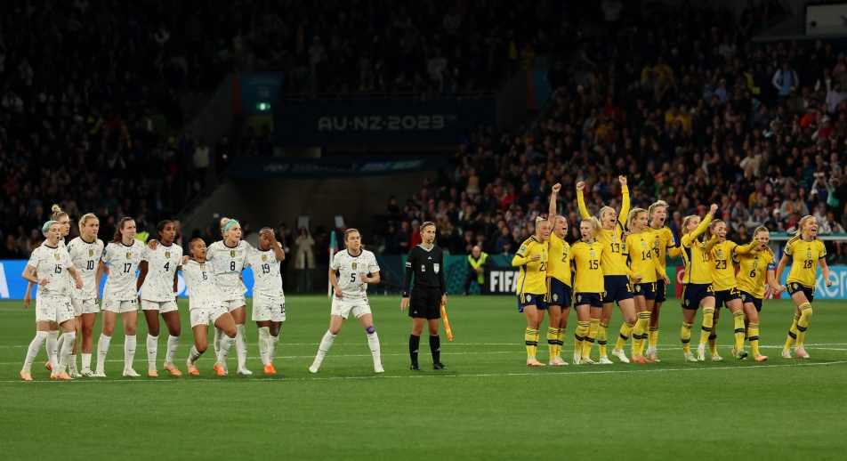 Team USA’s First Medalless Championship: Historic Disappointment as Sweden Wins Shootout