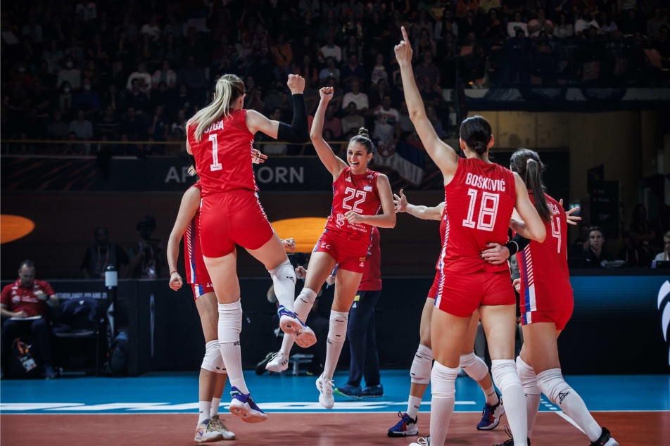 Le donne serbe non hanno esitato e hanno difeso facilmente l’oro mondiale.  Le italiane festeggiano il bronzo – ČT Sport – Televisione ceca