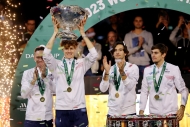 Italové slaví triumf v Davis Cupu, na trofej čekali 47 let