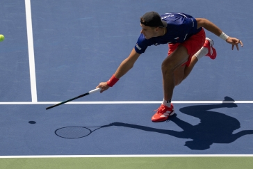 Čtvrtfinále Davis Cupu proti Španělsku zahájí Menšík