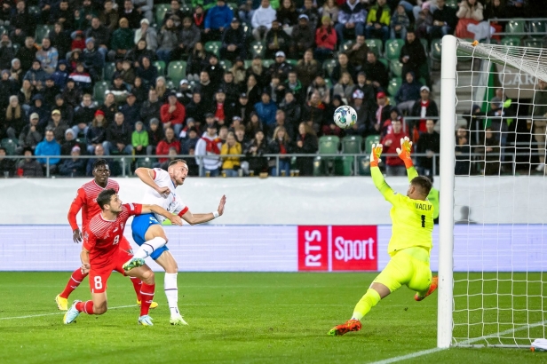 ŽIVĚ Liga národů: Švýcarsko - Česko 2:1. Souček mohl vyrovnat z penalty