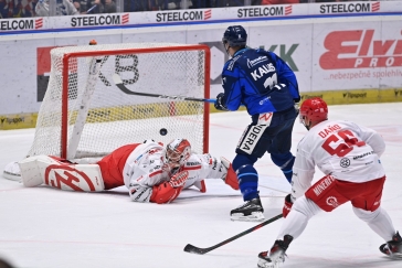 SOUHRN 24. KOLA: Vítkovice prodloužily třinecké trápení a Pardubice už ztrácejí jen bod. Plzeň Litvínov nešetřila