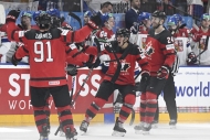 SESTŘIH: Češi předvedli v závěru heroický výkon, Kanada ale o první místo ve skupině nepřišla