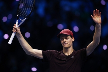 Ve finále Turnaje mistrů bude potřetí v řadě Sinner