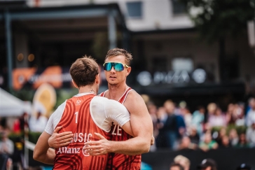 Perušič se Schweinerem neprošli přes čtvrtfinále, na MS skončí pátí