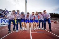 Zlatou tečku za MEJ dodala čtvrtkařská štafeta. Apolena Švábíková a Zach mají bronz