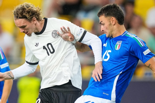 SESTŘIH: Němci porazili Itálii a v semifinále ME 21 je čeká Francie, která vyřadila Dány