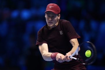 Sinner zatím na Turnaji mistrů neztratil ani set, čeká ho De Minaur