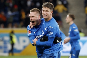 Uzdravený Hložek je připravený nastoupit v Bundeslize za Hoffenheim