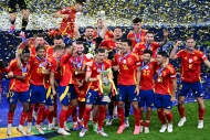 SESTŘIH: Fotbal se domů nevrátí. Na evropském trůnu jsou počtvrté v historii Španělé