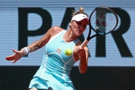 Vondroušová schytala výprask od Šwiatekové, s Roland Garros se loučí ve čtvrtfinále