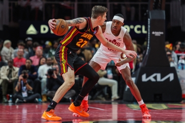 Krejčí se při výhře Atlanty nad Clevelandem blýskl 14 body