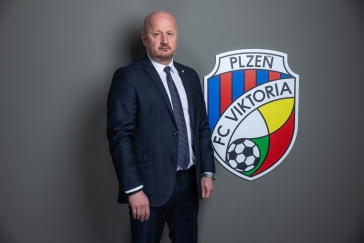 Doufám, že budeme Pražáky i předhánět, říká Šádek po vstupu Strnada do Viktorie Plzeň