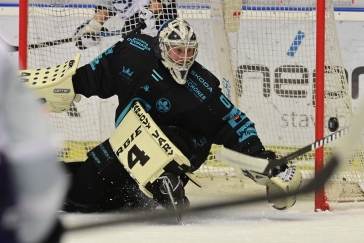 ŽIVĚ: Hokejová extraliga Energie Karlovy Vary – Rytíři Kladno 0:2