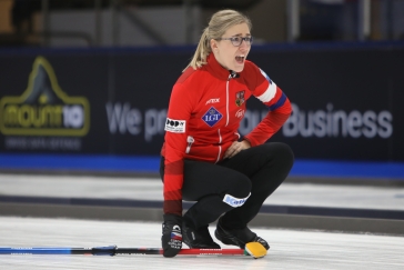 ŽIVĚ: ME žen v curlingu Česko – Švýcarsko