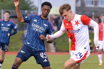 Dobrý příklad pro večerní zápas v Edenu: Hráči Slavie do 19 let rozdrtili Arsenal 5:1