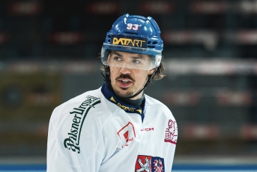 Češi půjdou na Finy s kapitánem Stránským a Kváčou v brance