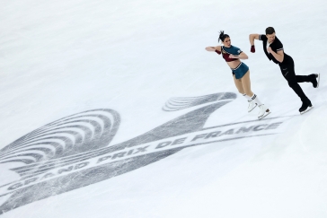 ŽIVĚ: Sáblíková i Jílek v top 10, finská GP pokračuje volnými jízdami