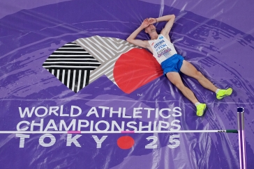 ŽIVĚ: Štefela se jako první výškař stal Atletem roku