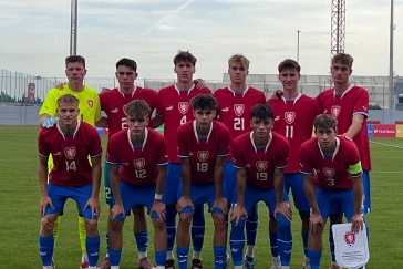 Buffon se blýskl dalším hattrickem. Česká devatenáctka ovládla skupinu úvodní fáze kvalifikace o ME