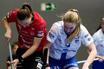 ŽIVĚ: Extraliga florbalistek Chodov – Tatran Střešovice