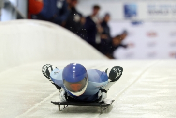 ŽIVĚ: Sezona zimních sportů startuje. V Cortině jedou skeletonisti