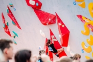 Start finále boulderingu žen nedovolilo počasí. Vyhrála Bertoneová díky semifinále