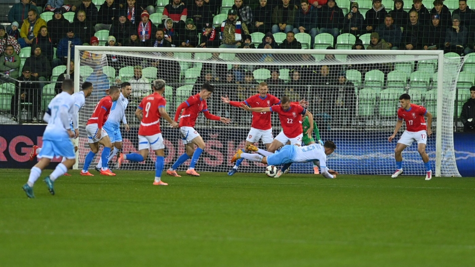 Köstlova premiéra v Karviné. Češi proti San Marinu s čtyřmi debutanty