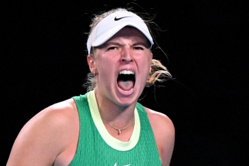 Linda Fruhvirtová vypadla ve druhém kole v Čennaí s Tjenovou