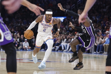 Philadelphia a Oklahoma City zůstávají v NBA bez porážky