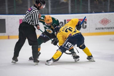 ŽIVĚ: První hokejová liga Zlín – Vsetín