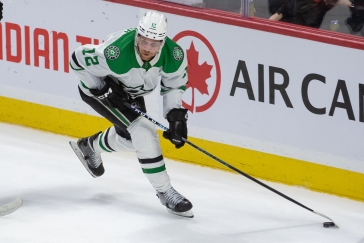Dallas rozebral Edmonton, Faksa pomohl dvěma asistencemi