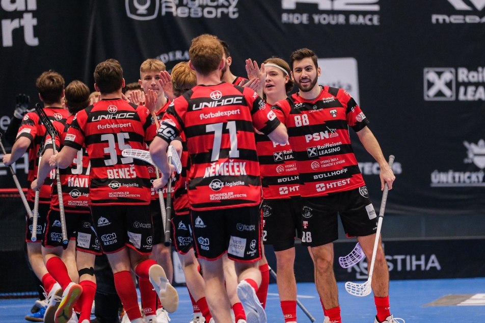 “Vítkovice and Tatran to Compete in Super Final for Champions Cup Spot” with Otrokovice’s Relegation and Butchis’ Promotion in Tow